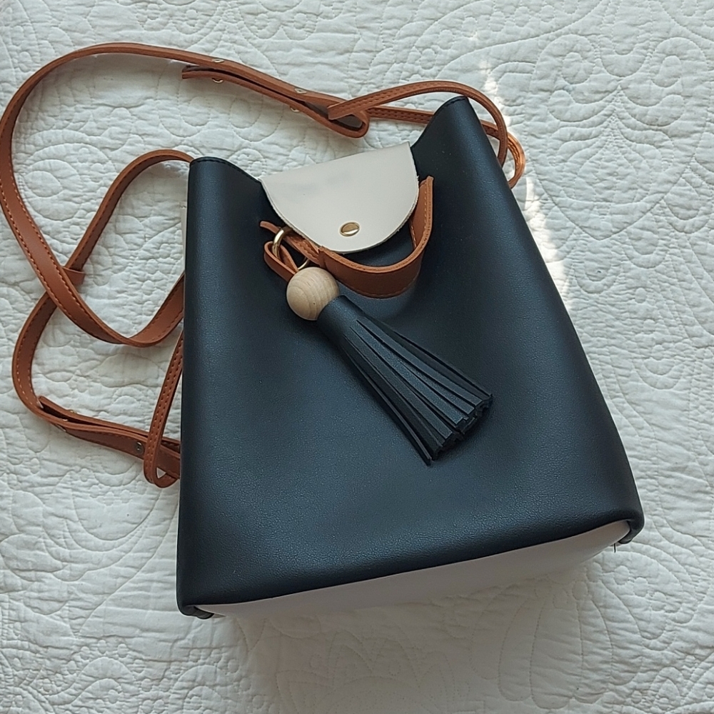 Faux leather colour block bucket bag
